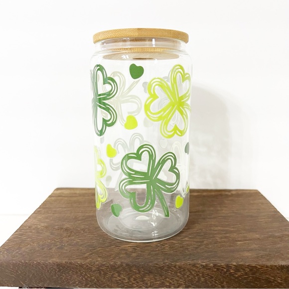 Shamrocks Libbey Glass Can with Bamboo Lid and Straw🍀 - Picture 1 of 4